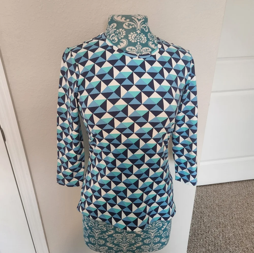 J.mcLaughlin top - Picture 4 of 6